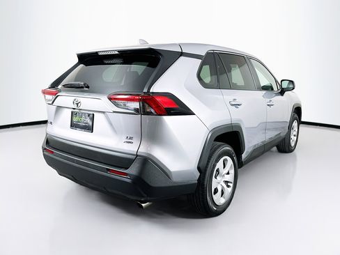 Used 2025 Toyota RAV4 LE image 9