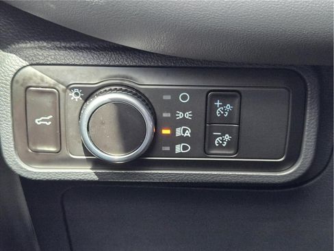 Used 2026 Ford Explorer Active RWD image 21