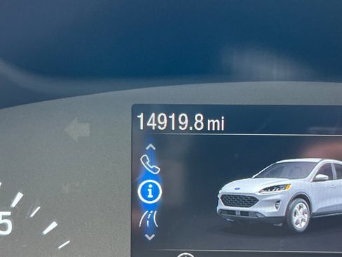 Used 2022 Ford Escape SEL w/ SEL Stealth AWD Package image 25