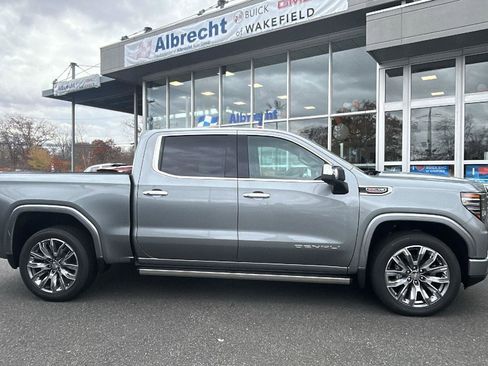 New 2026 GMC Sierra 1500 Denali w/ Denali Reserve Package image 10