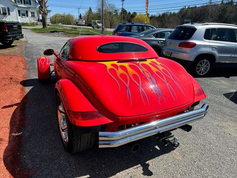 Used 2000 Plymouth Prowler image 6