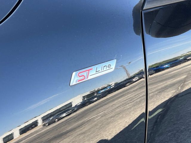 Used 2025 Ford Escape ST-Line FWD image 12