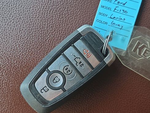 Used 2023 Ford F150 Lariat image 27