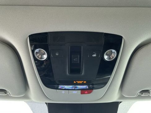 Used 2023 Kia Sorento SX AWD/4WD image 26