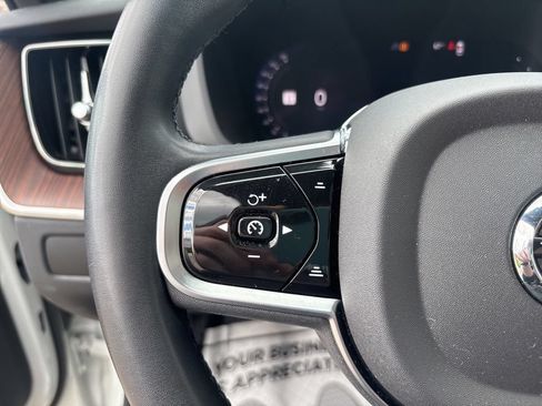 Certified 2024 Volvo XC60 T8 Plus w/ Protection Package Premier AWD/4WD image 19