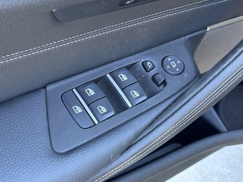 Certified 2023 BMW 530i xDrive w/ Premium Package image 15