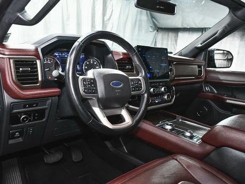 Used 2023 Ford Expedition Limited AWD/4WD image 23