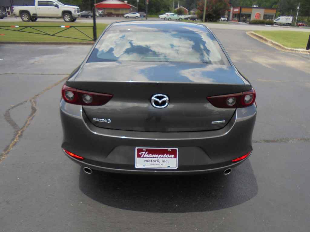 Used 2024 MAZDA MAZDA3 s FWD image 4