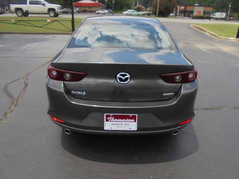 Used 2024 MAZDA MAZDA3 s FWD image 4