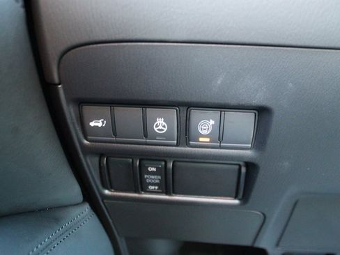 Used 2024 Nissan Armada SL w/ Midnight Edition Package image 16