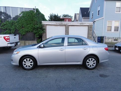 Used 2010 Toyota Corolla LE FWD image 6