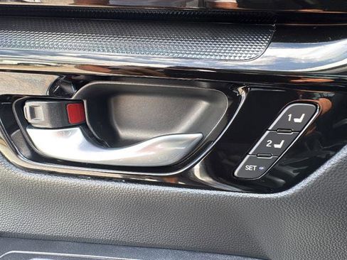 Used 2025 Honda CR-V EX-L image 18