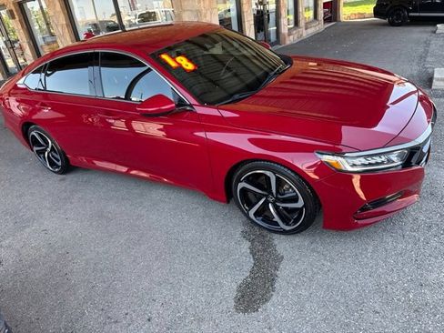 Used 2018 Honda Accord Sport image 19