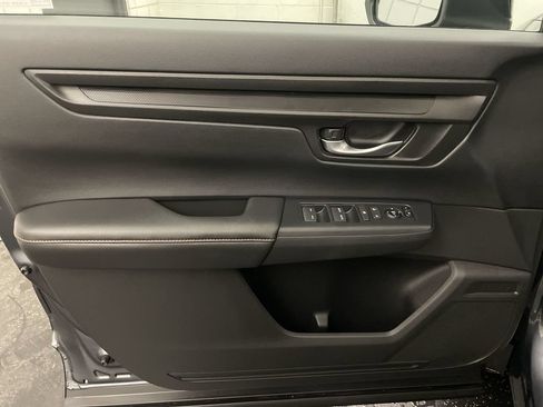 Used 2024 Honda CR-V Sport image 16