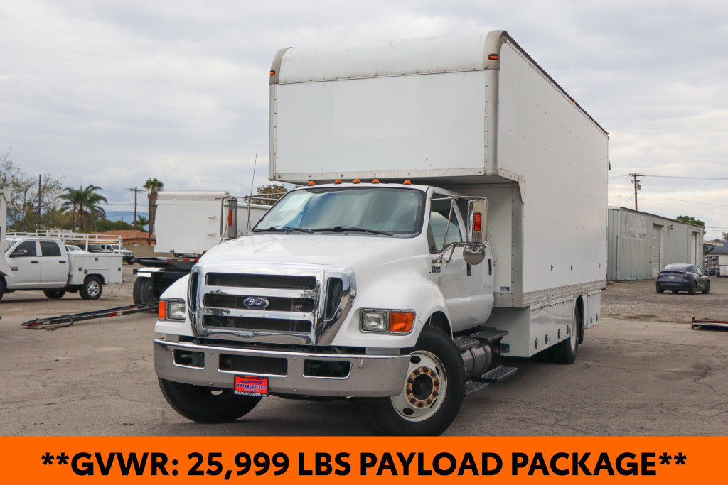 Used 2015 Ford F650 2WD Crew Cab Super Duty image 4