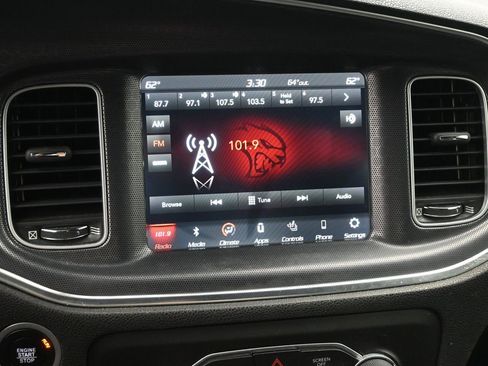 Used 2018 Dodge Charger R/T image 16