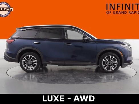Used 2023 INFINITI QX60 Luxe image 8