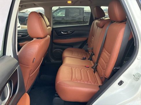 Used 2020 Nissan Rogue SL image 9