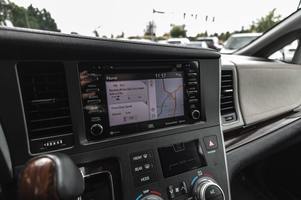 Used 2020 Toyota Sienna Limited AWD/4WD image 11