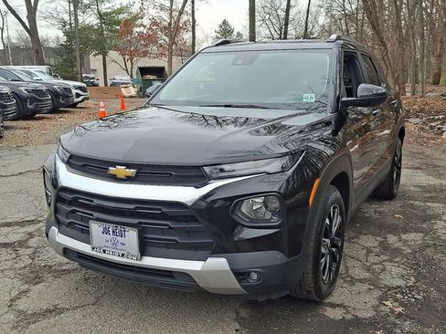 Used 2022 Chevrolet TrailBlazer LT w/ Convenience Package image 4