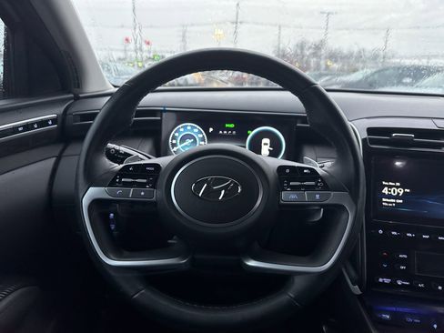 Used 2024 Hyundai Tucson Limited image 16