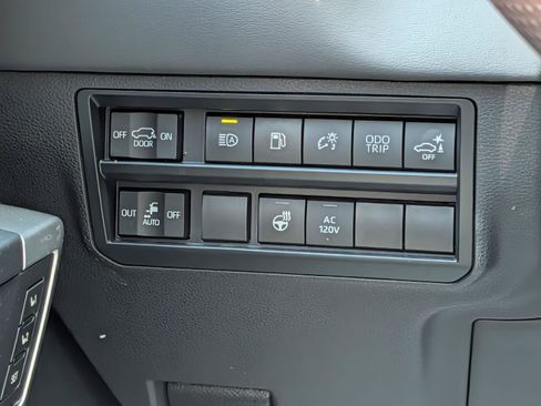 Used 2024 Toyota Sequoia Platinum AWD/4WD image 16