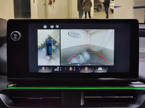 Used 2024 Acura ZDX Type S image 25