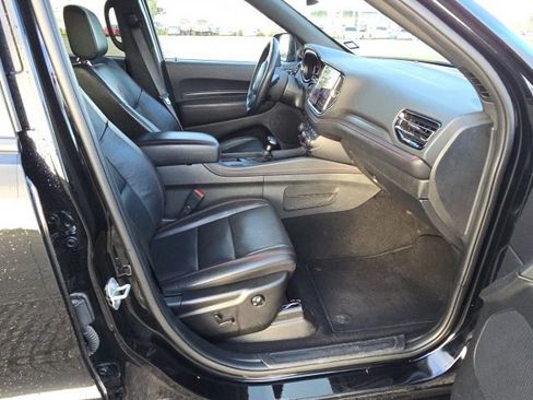 Used 2024 Dodge Durango GT image 9