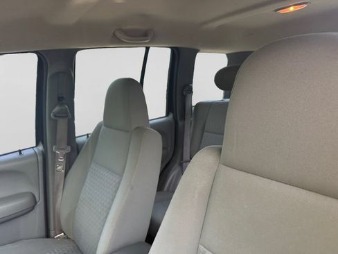 Used 2007 Jeep Liberty Sport AWD/4WD image 21