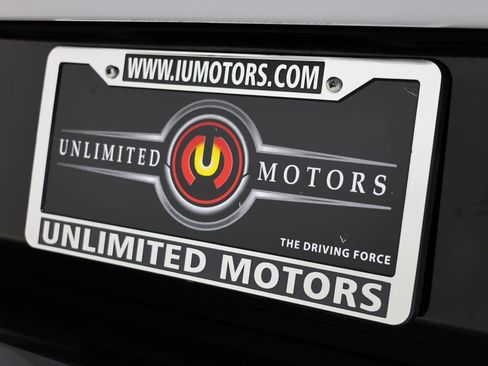 Used 2021 Aston Martin DBX image 19