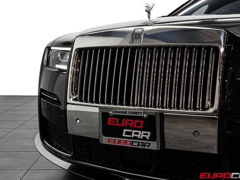 Used 2021 Rolls-Royce Ghost Extended Wheelbase AWD/4WD image 13