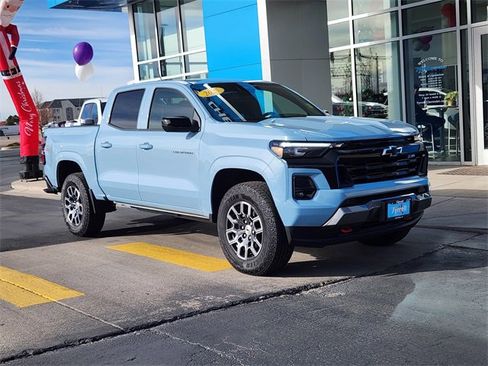 Used 2025 Chevrolet Colorado Z71 w/ Z71 Convenience Package 2 image 8