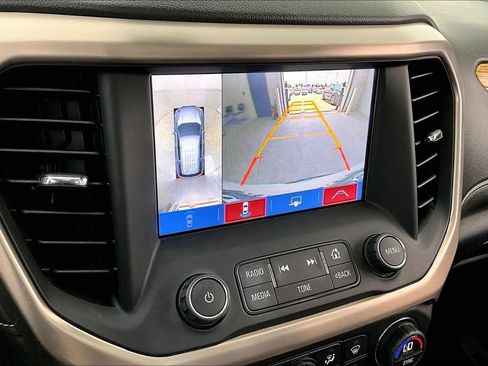 Used 2017 GMC Acadia Denali w/ Technology Package AWD/4WD image 28