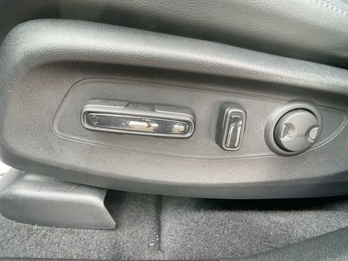 Used 2023 Honda CR-V EX-L image 13