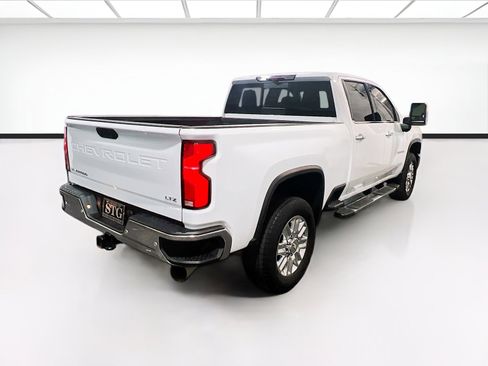Used 2024 Chevrolet Silverado 3500 LTZ AWD/4WD image 4