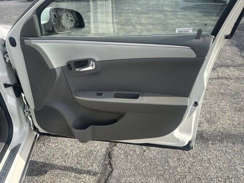 Used 2012 Chevrolet Malibu LT w/ Sunroof Package image 34