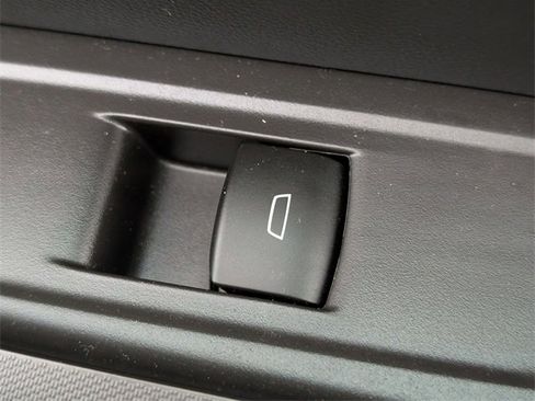 Used 2023 Chevrolet Colorado W/T image 30