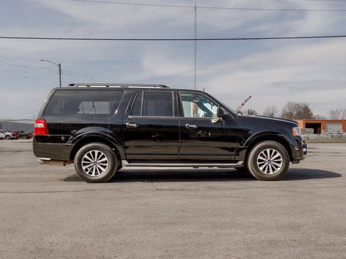 Used 2017 Ford Expedition EL XLT w/ Equipment Group 202A image 7