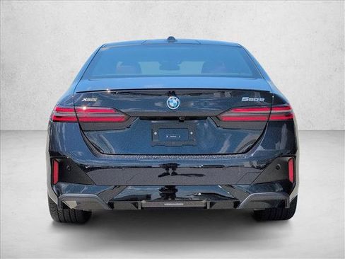 New 2027 BMW 550e xDrive w/ Executive Package AWD/4WD image 8