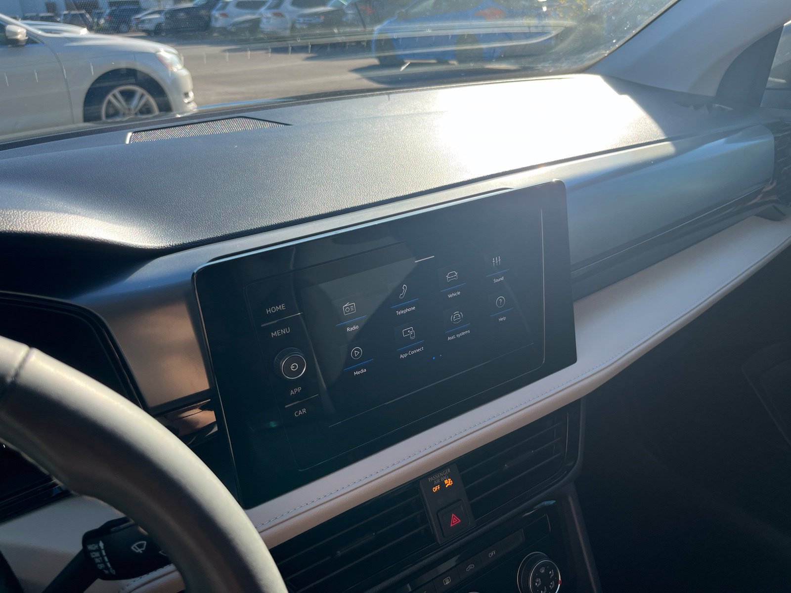 Certified 2025 Volkswagen Taos S FWD image 21