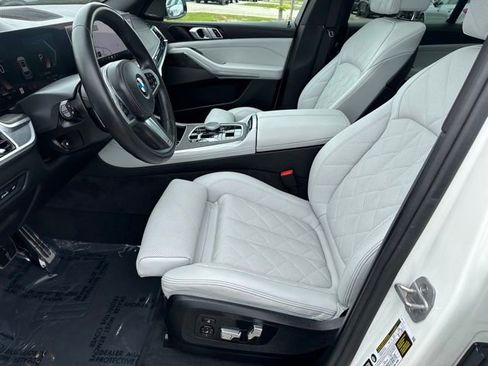 Used 2025 BMW X5 xDrive40i w/ M Sport Package AWD/4WD image 20