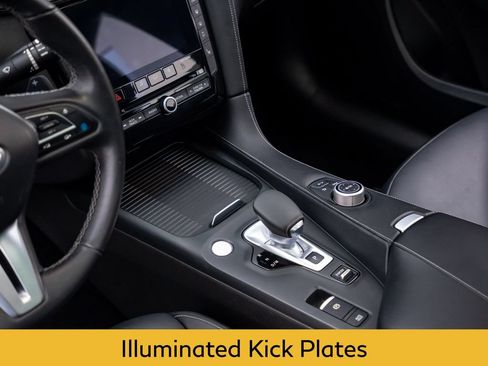 Used 2021 INFINITI QX50 Luxe w/ Appearance Package AWD/4WD image 12
