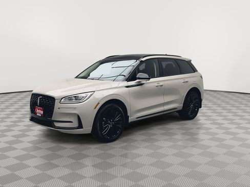 Used 2024 Lincoln Corsair Reserve w/ Equipment Group 201A image 37