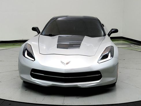 Used 2015 Chevrolet Corvette Stingray Coupe RWD image 2