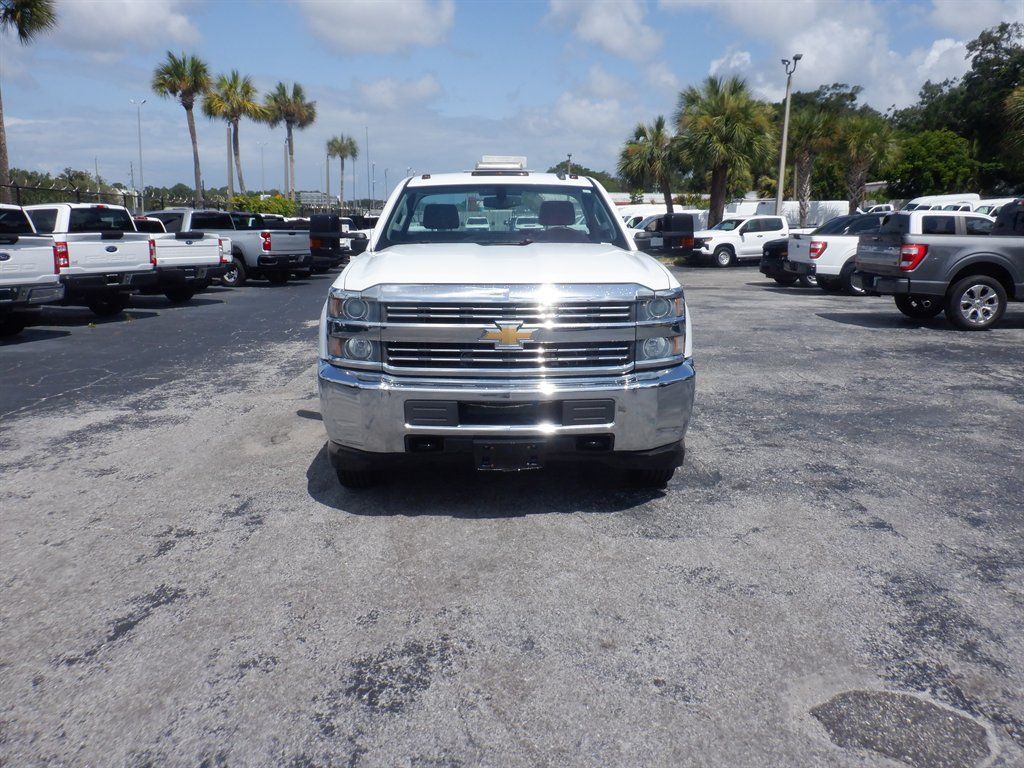 Used 2018 Chevrolet Silverado 3500 W/T w/ WT Convenience Package AWD/4WD image 4
