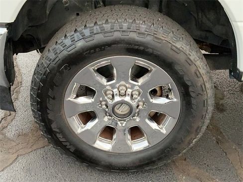Used 2018 Ford F250 Lariat w/ Chrome Package image 9