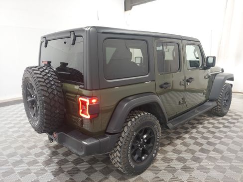 Used 2021 Jeep Wrangler Unlimited Sport AWD/4WD image 3