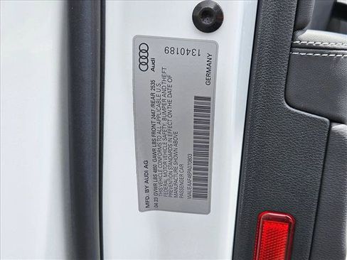 Used 2023 Audi A4 2.0T Premium Plus w/ Premium Plus Package AWD/4WD image 28