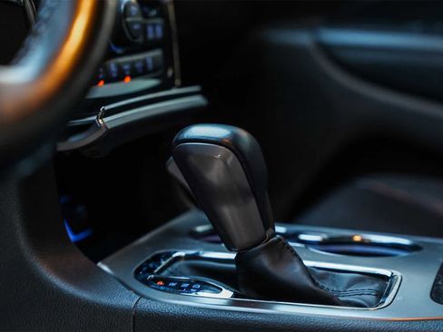 Used 2021 Jeep Grand Cherokee Limited X image 21