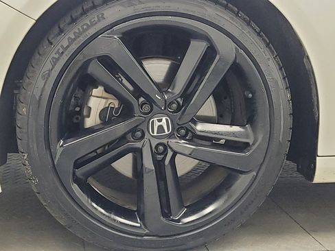 Used 2021 Honda Accord Sport image 31